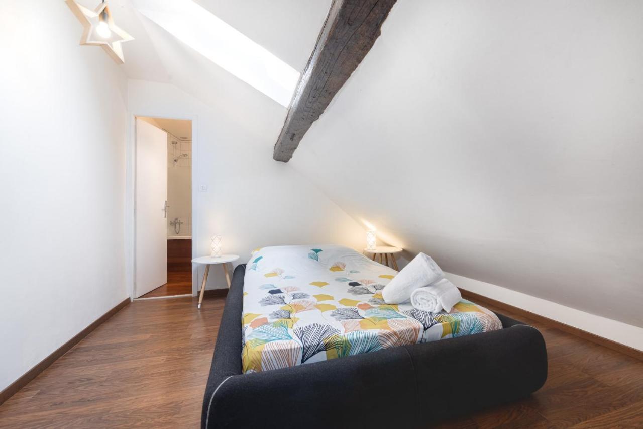 Апартаменти Le Philosophe - Flat In The Heart Of Annecy'S Old Town Екстер'єр фото