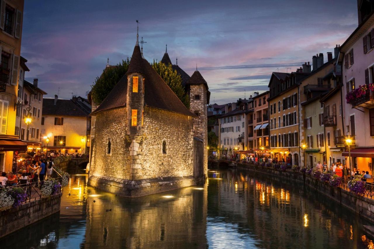 Апартаменти Le Philosophe - Flat In The Heart Of Annecy'S Old Town Екстер'єр фото
